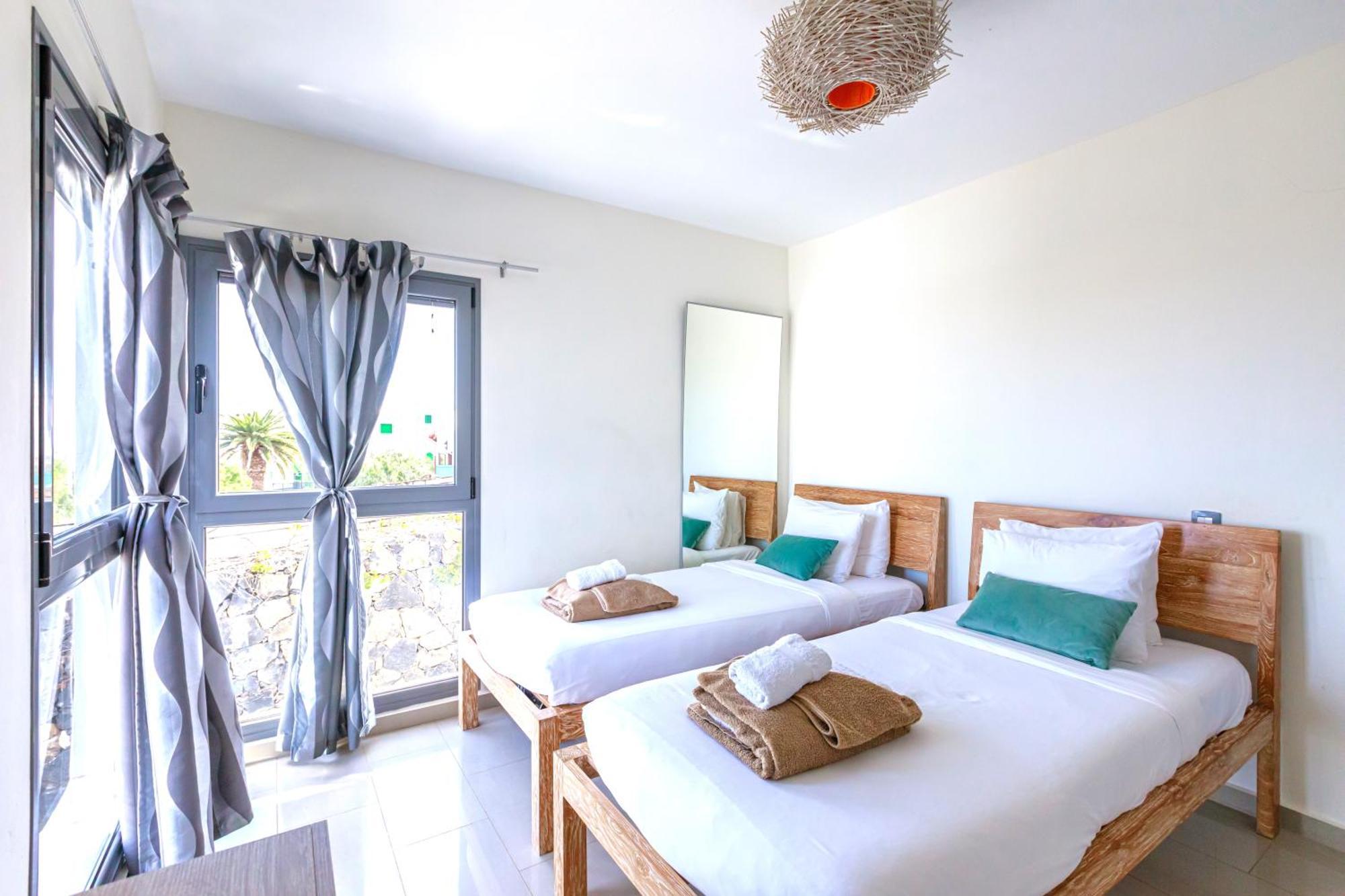 Luxus Villa Mit 5 Schlafzimmern, Heated Pool, Ps4, Fitnessraum Tabayesco Екстер'єр фото
